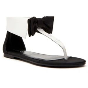 Katy Perry Bow Tie Sandals Never worn